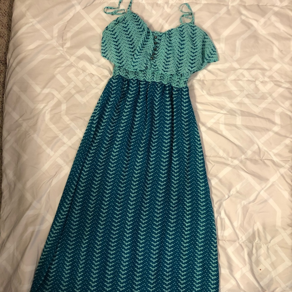 SOLD Silky maxi dress